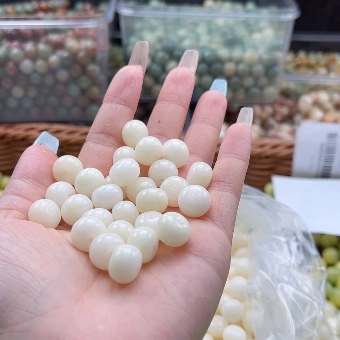 白玉菩提吊坠a福利11mm/50颗