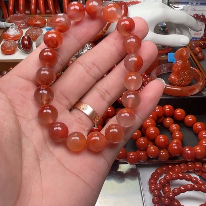 南红玛瑙未镶嵌手链