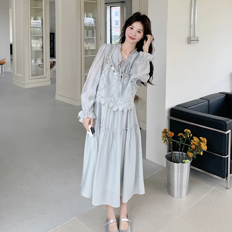 蓝色温柔风木耳边长袖连衣裙套装女春新款时尚气质减龄长裙两件套