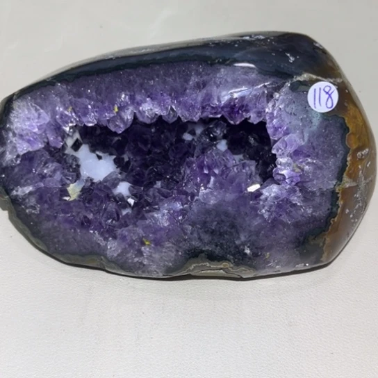 紫晶大型摆件（非配饰）未镶嵌