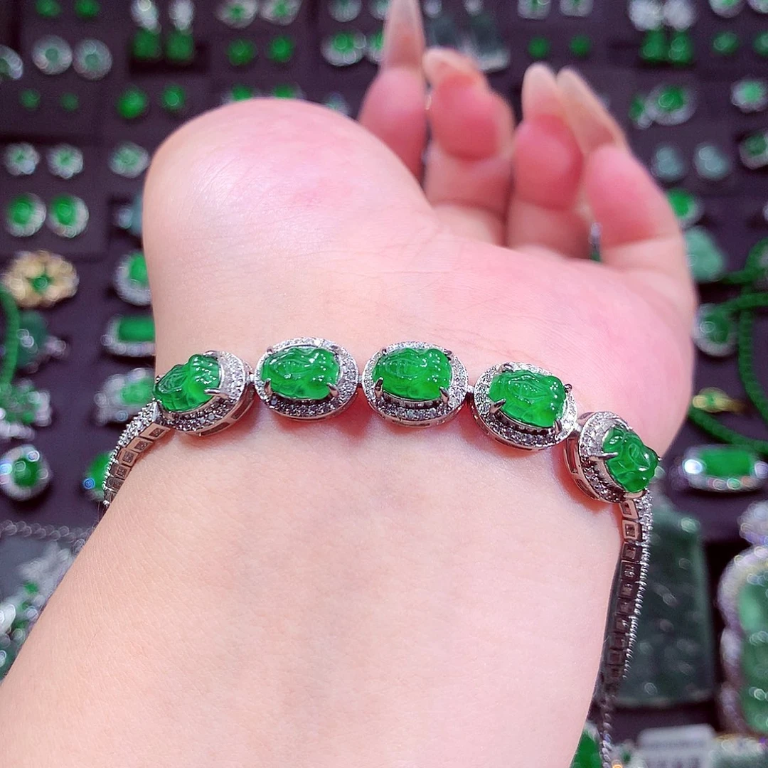 翡翠未镶嵌颈饰珂*挂件