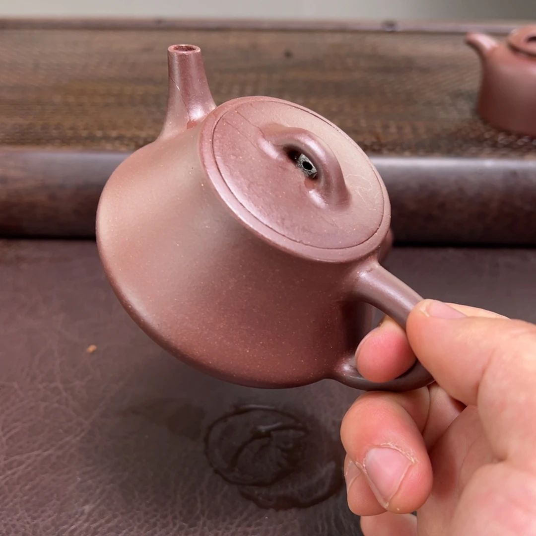 紫砂茶壶汽修厂和机械设备