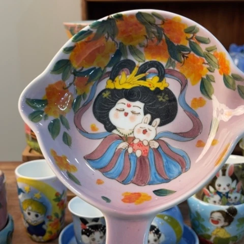 炉景德镇釉下手绘陶瓷