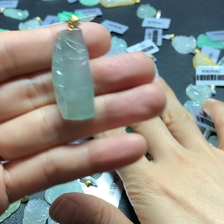 翡翠未镶嵌耳饰翡翠吊坠