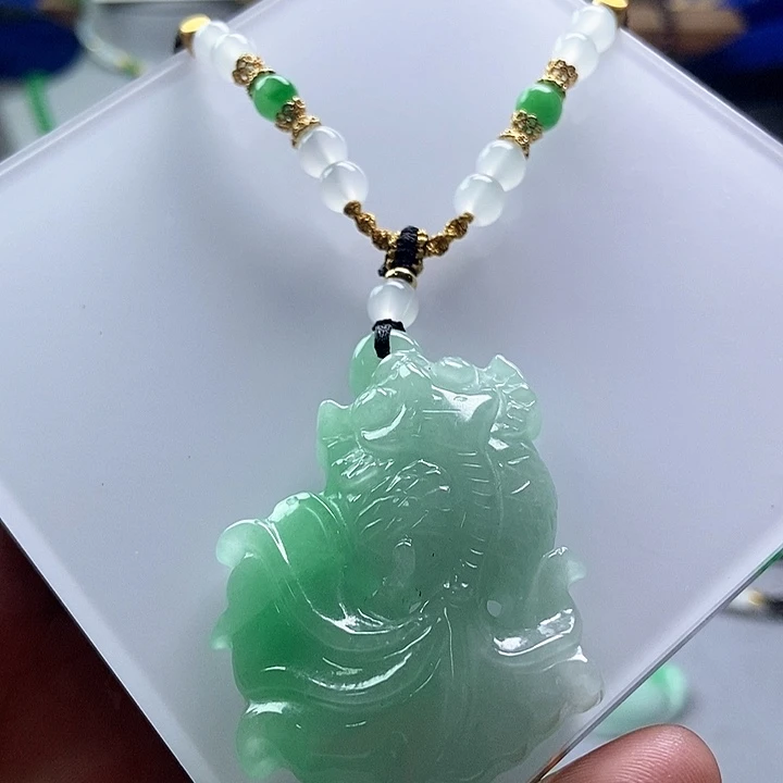 吊坠(赠链)未镶嵌翡翠