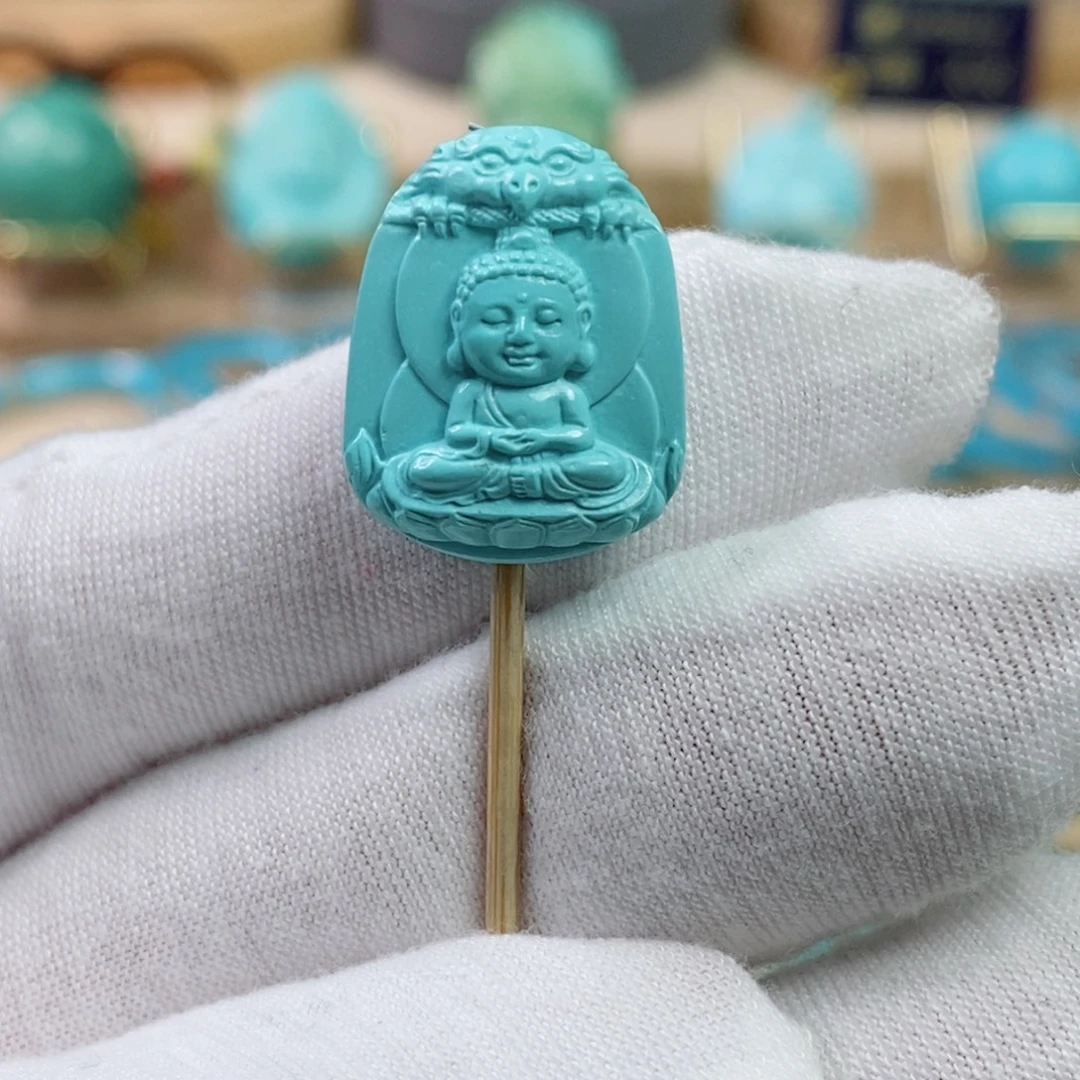 绿松石未镶嵌珠宝奇石