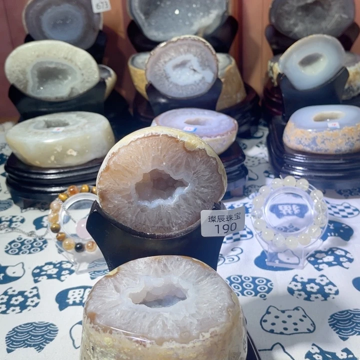 未镶嵌紫晶大型摆件（非配饰）