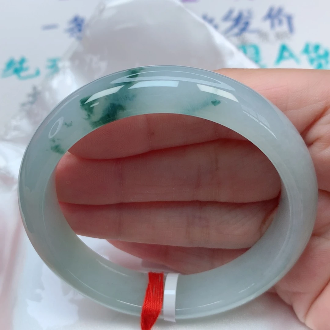 翡翠手镯未镶嵌58圈 冰飘绿花 冰胶润 完整度高