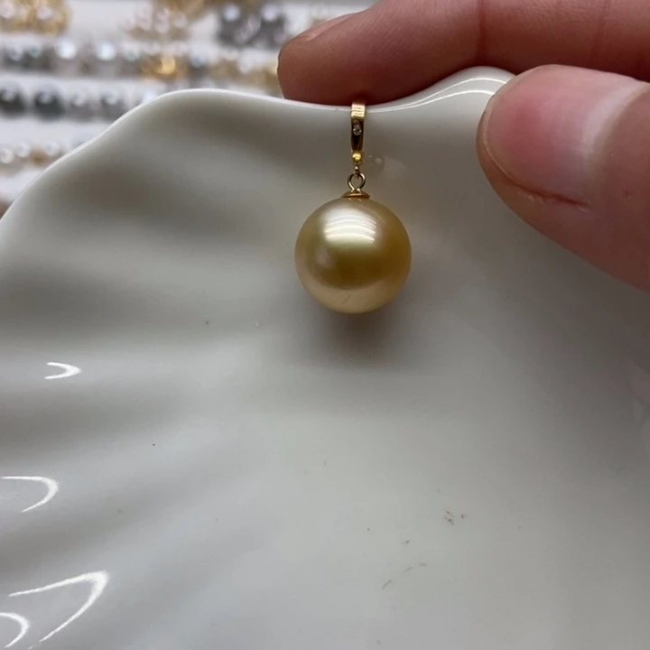海水珍珠吊坠(不含链)18K金镶嵌