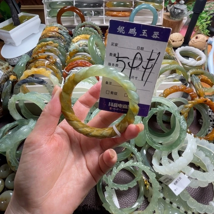 未镶嵌蛇纹石玉手镯