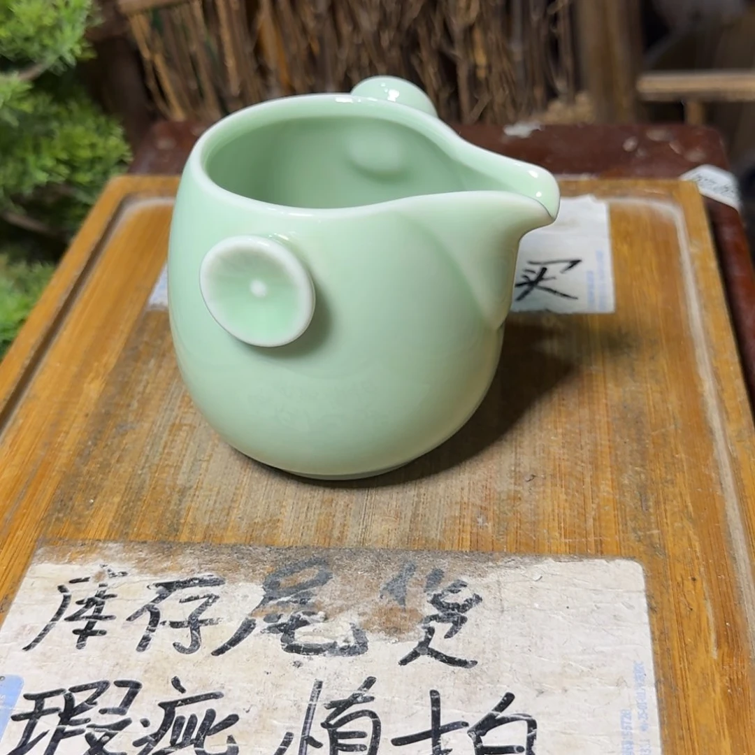 微瑕疵介意勿拍陶瓷器皿K346