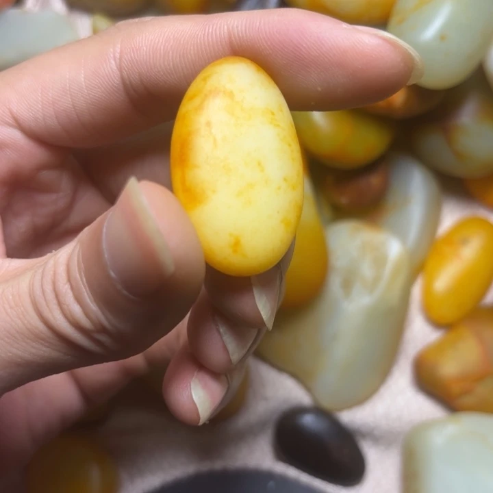 和田玉未镶嵌吊坠(不含链)