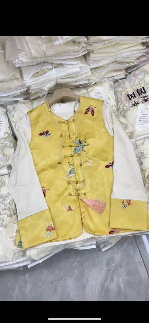 大码圆领撞色打底开衫刺绣马甲套装复古中国风宽松舒适减龄套装