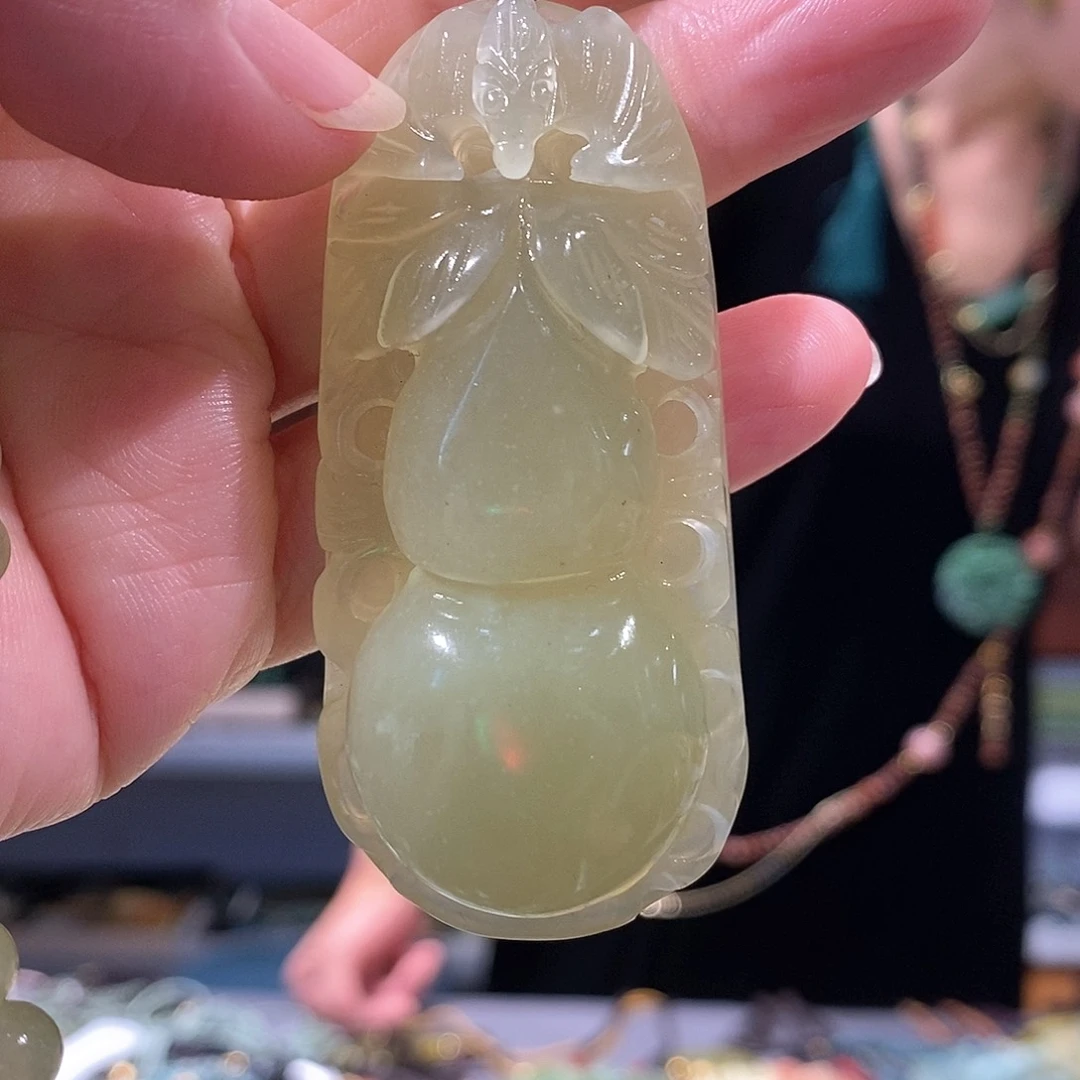 未镶嵌岫玉毛衣链