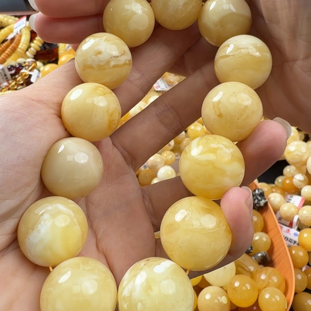 未镶嵌琥珀珠宝奇石