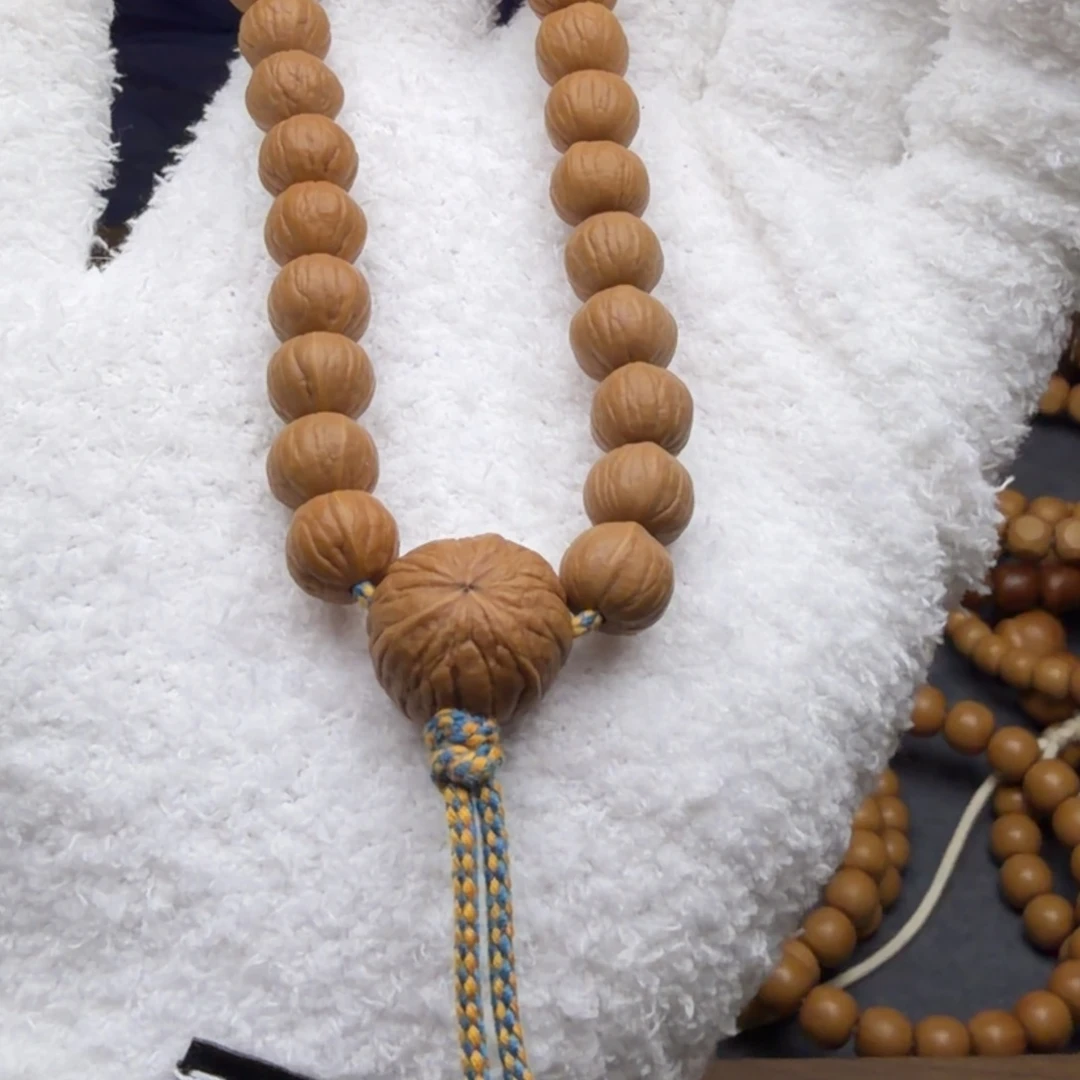 吊坠猴头核桃9.8南瓜