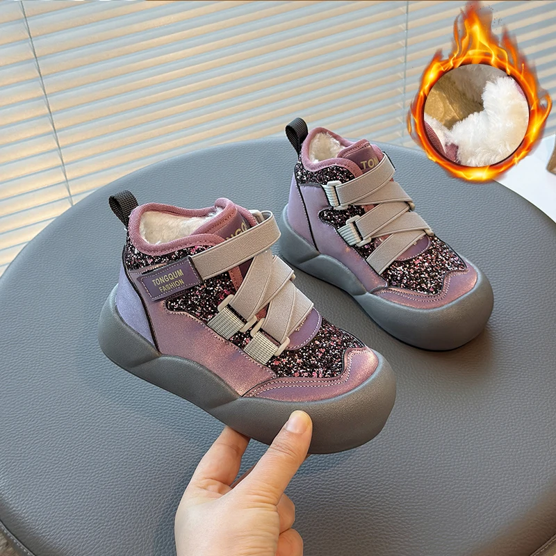 2025冬新款雪地靴儿童靴子中大童棉靴男女童软底加绒保暖防水棉靴