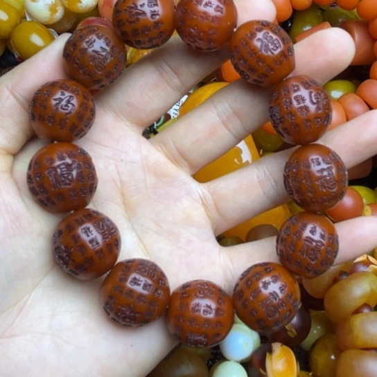 琥珀未镶嵌手链蜜蜡