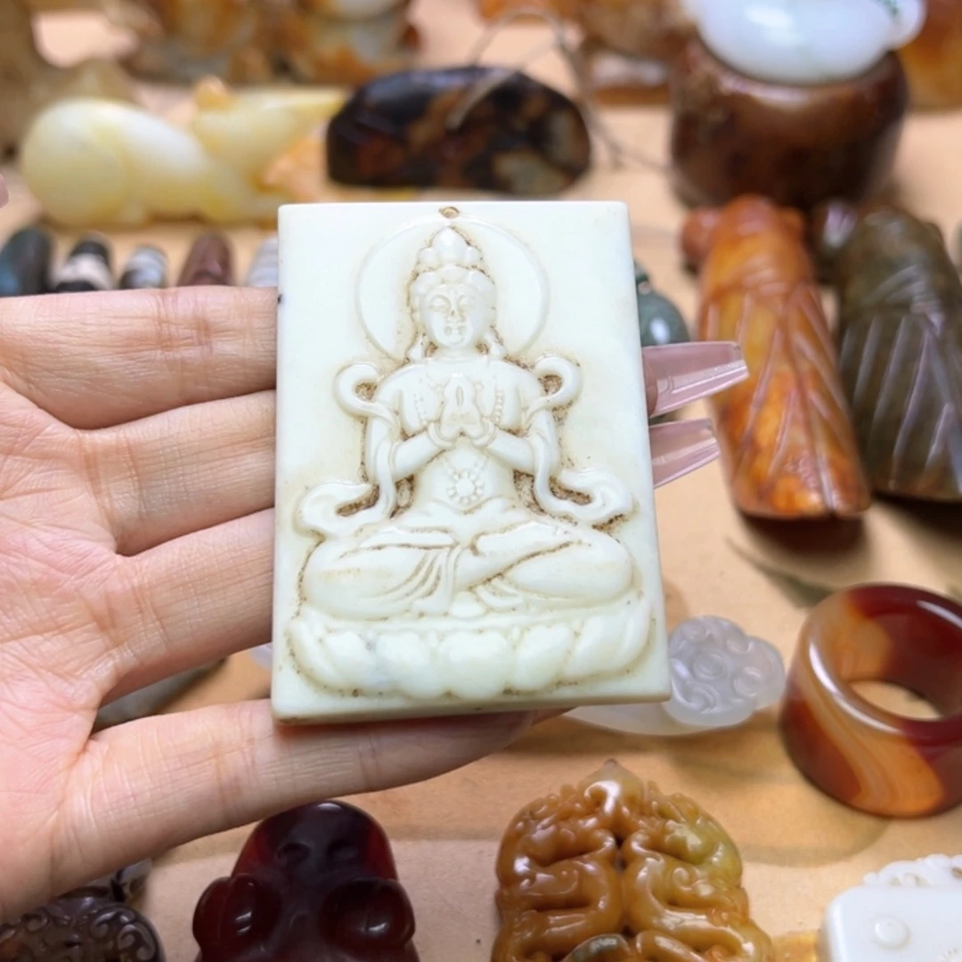 【闪购商品】蛇纹石玉颈饰未镶嵌