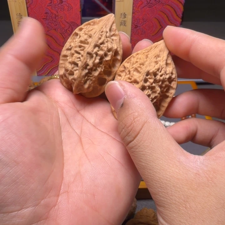 文玩核桃吊坠沈阳鸡心原生树果全品