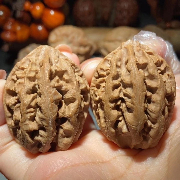 把件文玩核桃东北楸子小雪59