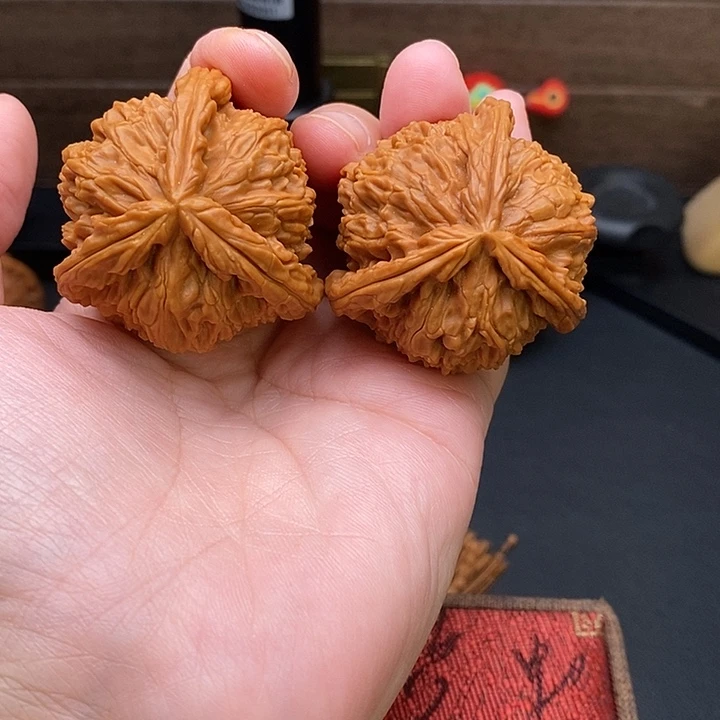 若***见把件文玩核桃白奔