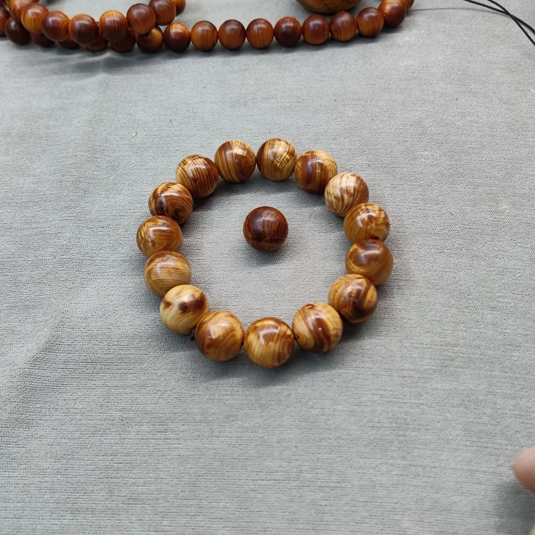 1.5龙胆闪电太行崖柏