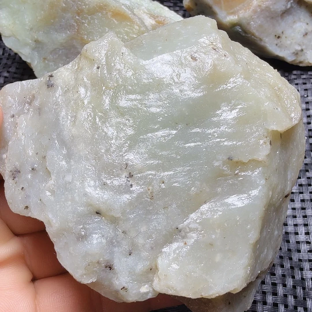 和田玉（糖玉）未镶嵌珠宝半成品