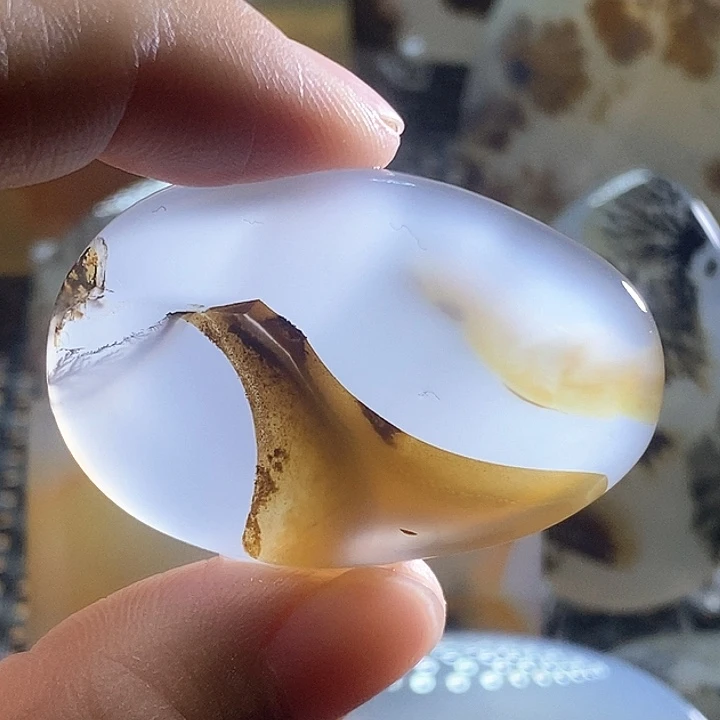 玛瑙/玉髓颈饰未镶嵌笑**开