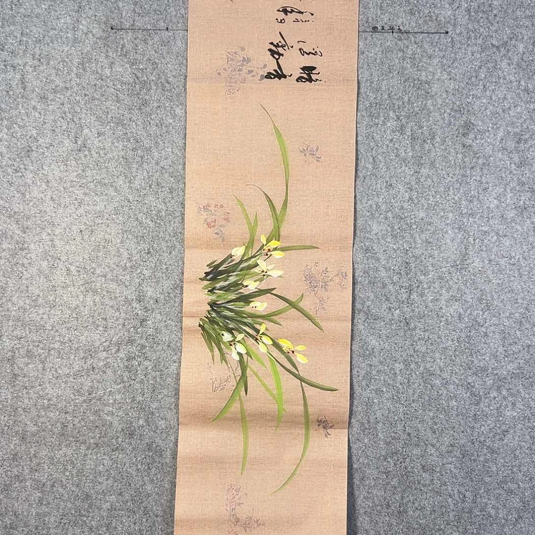 国画593 花鸟在树丛的顶端鸣叫叫声响