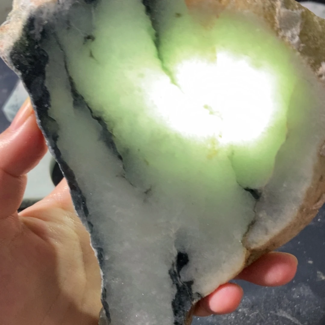 翡翠未镶嵌挂件天然翡翠