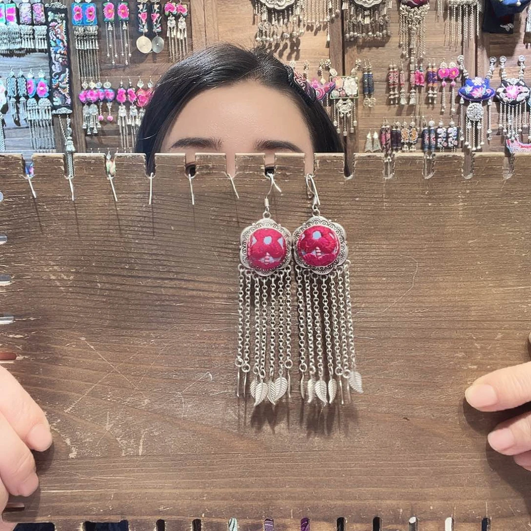 皮质铁合金漂亮耳环