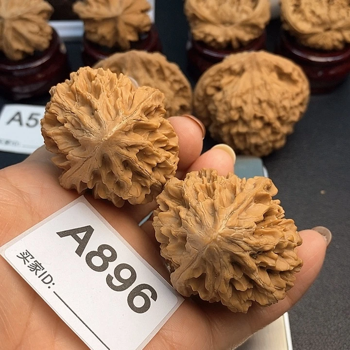 吊坠文玩核桃老鼠4,2，高57，克重63