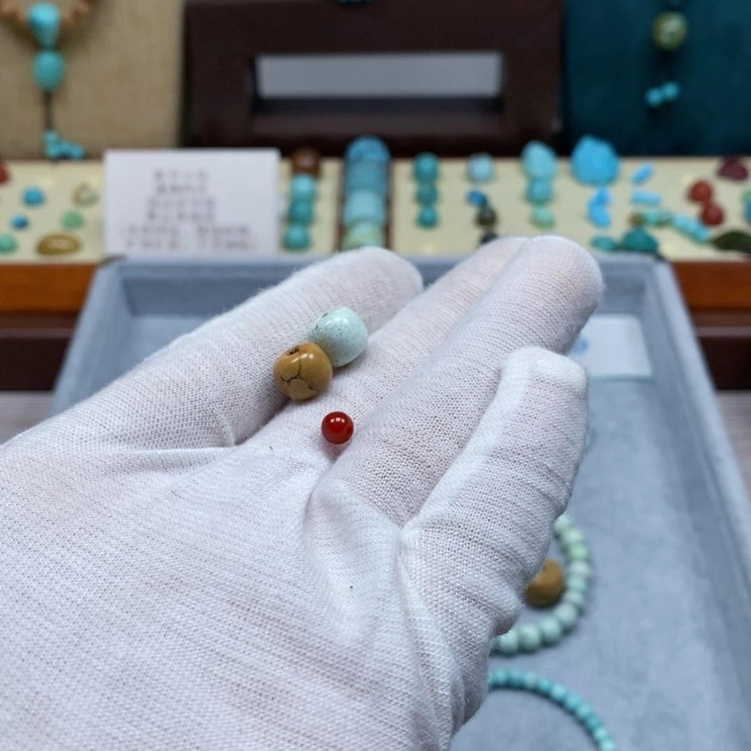 未镶嵌配饰南红玛瑙