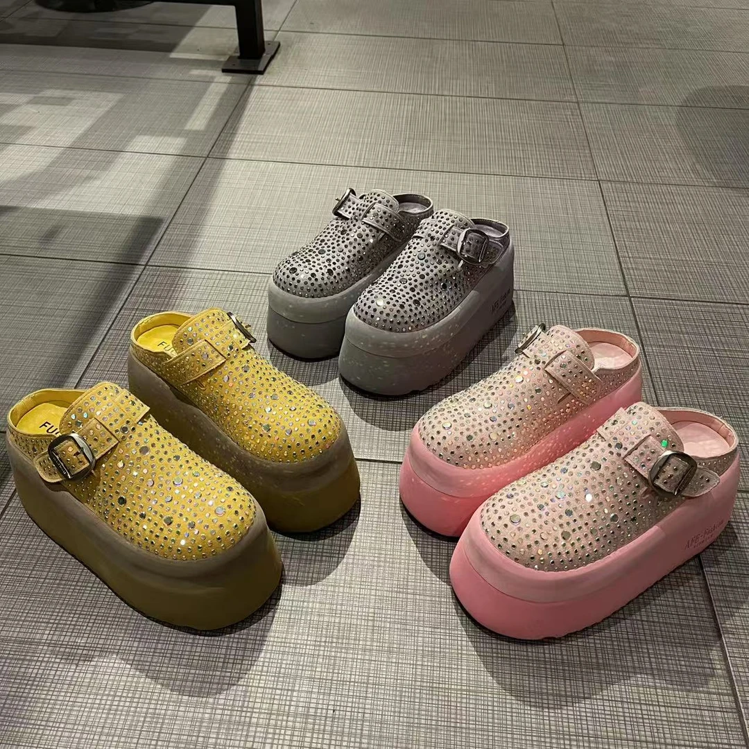 欧货超轻8cm厚底松糕女包头拖2025新款亮片增高休闲一脚蹬勃肯拖