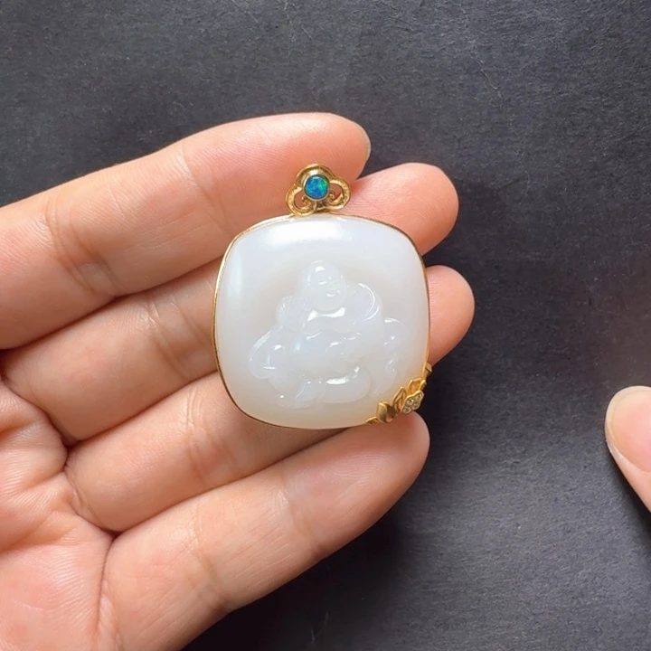 和田玉（白玉）18K金镶嵌颈饰