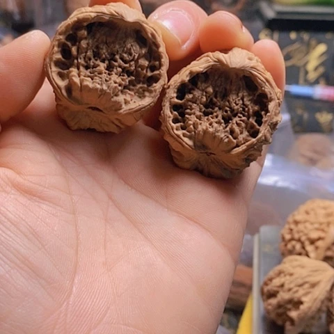 桃核吊坠如**枫官帽蛇头