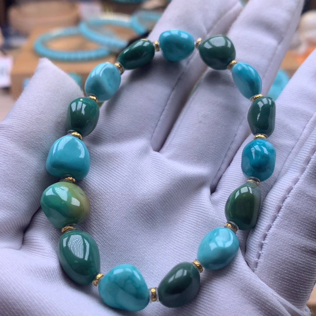 绿松石未镶嵌珠宝奇石