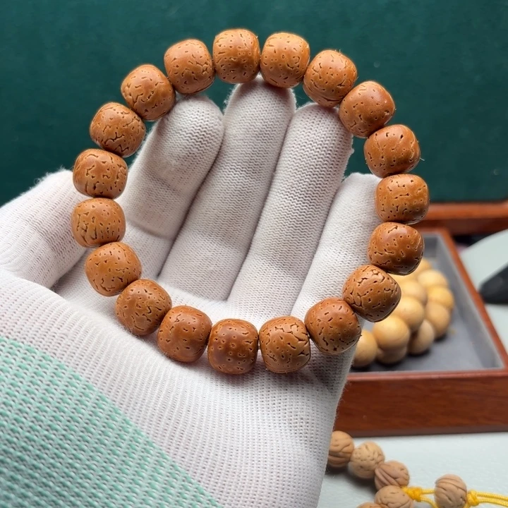 桃核吊坠盘锦原色红皮老型14.7*13