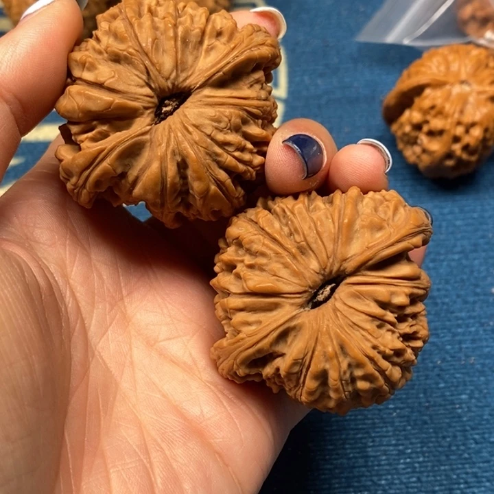 吊坠文玩核桃南疆石49