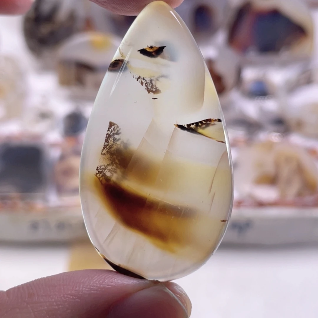 玛瑙/玉髓未镶嵌珠宝奇石