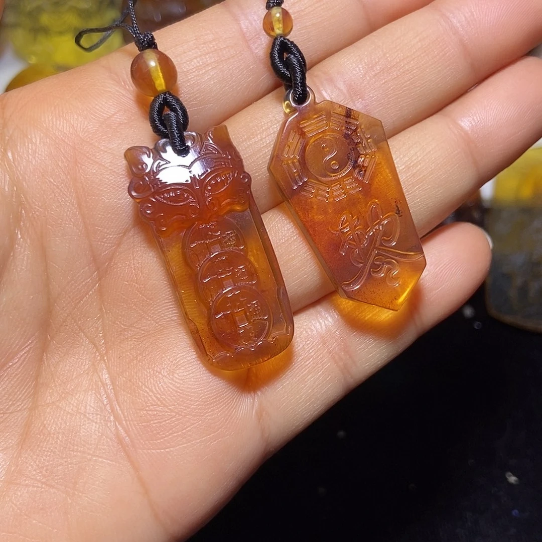 琥珀未镶嵌颈饰缅甸天然琥珀吊坠