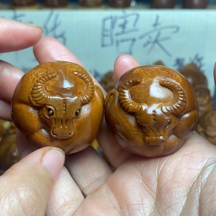 核桃木/黑胡桃（胡桃木）橄榄核雕刻3.7