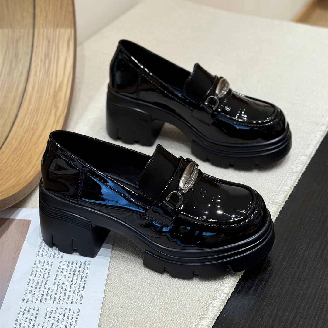 厚底漆皮马衔扣松糕乐福鞋女2025新款秋增高显瘦配裙子单鞋小皮鞋