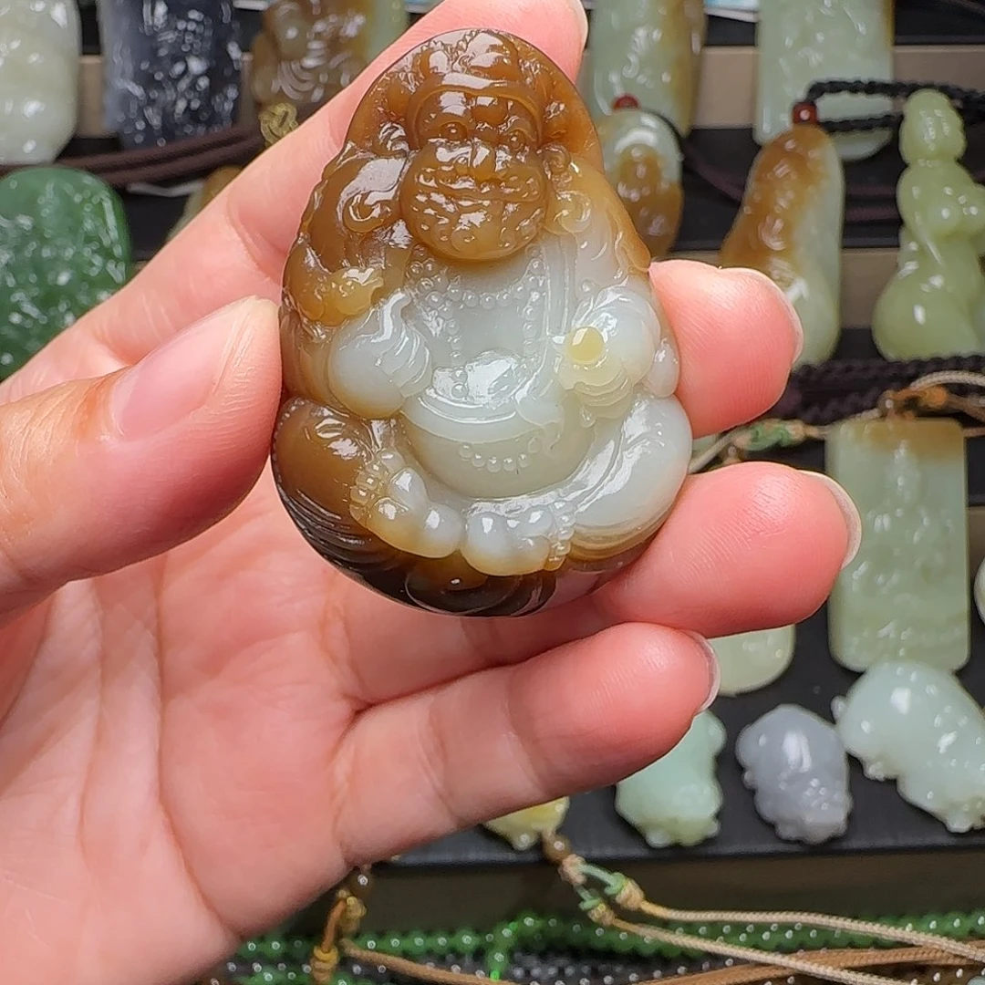 那***月颈饰未镶嵌和田玉