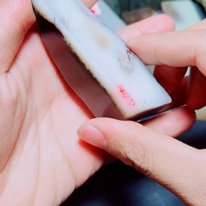 和田玉（糖玉）未镶嵌珠宝奇石高