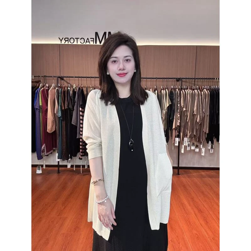 6881  麦麦春夏季 洋气妈妈薄款气质百搭短外套