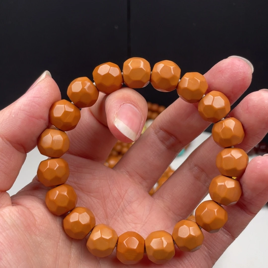 【闪购商品】手串猴头核桃钻石奶酪48.8 12左右全品