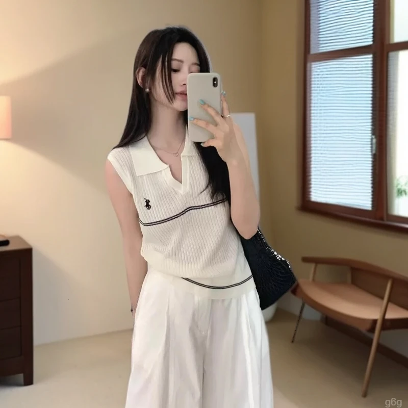 高级设计感刺绣V领polo针织无袖背心女2025夏季韩系修身显瘦上衣