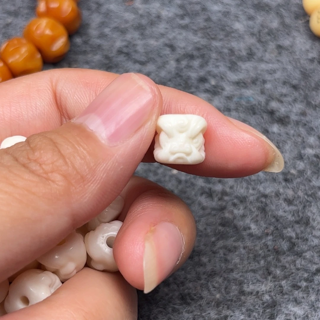 手串/手链贝壳人工养殖驼骨1